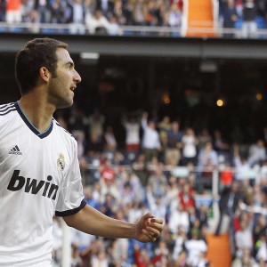 足彩网官网|赛季至今干拔投篮命中率榜，新星内姆哈德惊艳领跑，八村塁与詹姆斯跻身前十