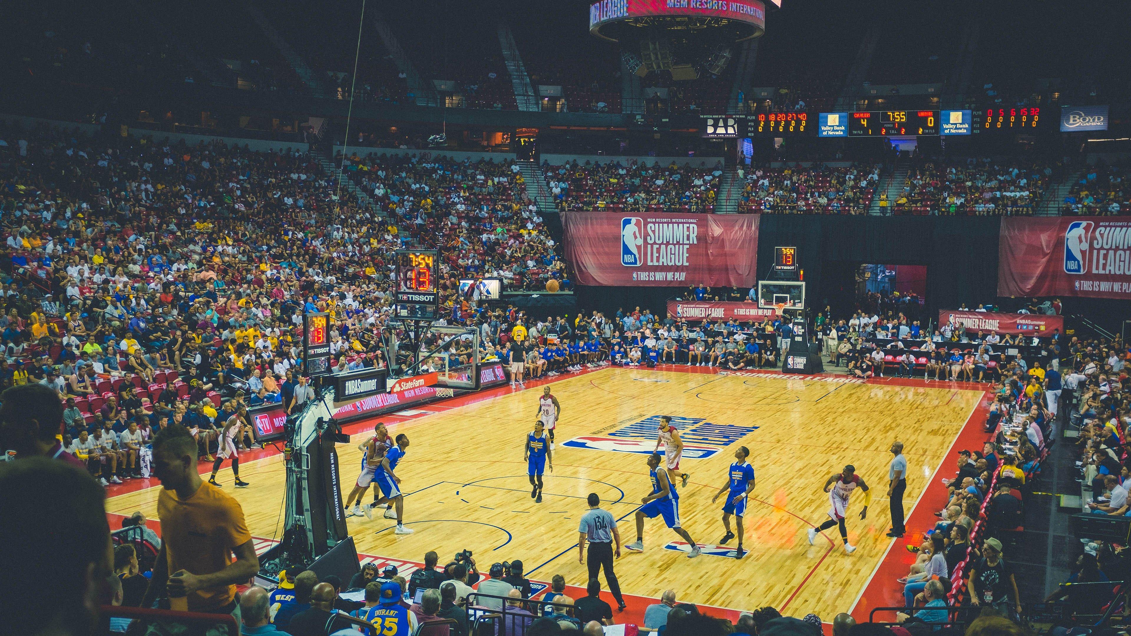 青春风暴席卷诺坎普！18岁新星一条龙爆破 3比0完胜巴萨创历史